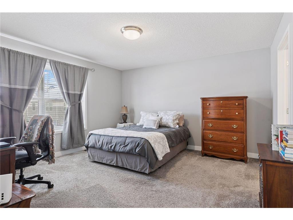 4824 Martingale Drive Woodbury MN 55129 7002961 image24