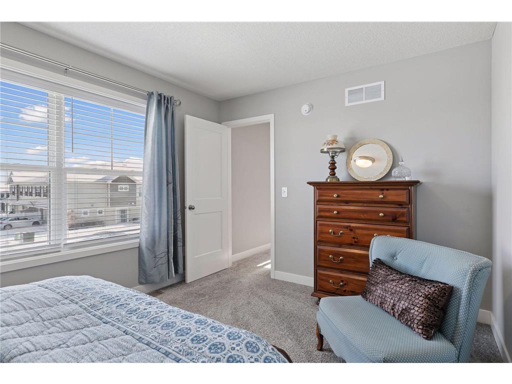 4824 Martingale Drive Woodbury MN 55129 7002961 image32