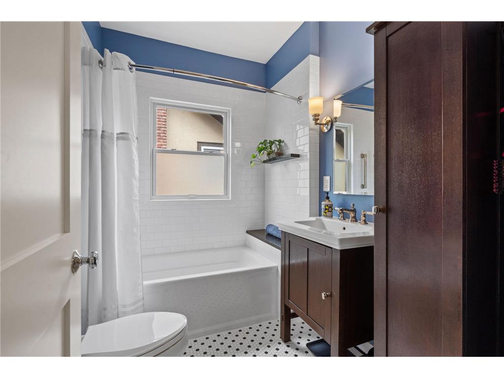 4825 Girard Avenue S Minneapolis MN 55419 7067872 image44