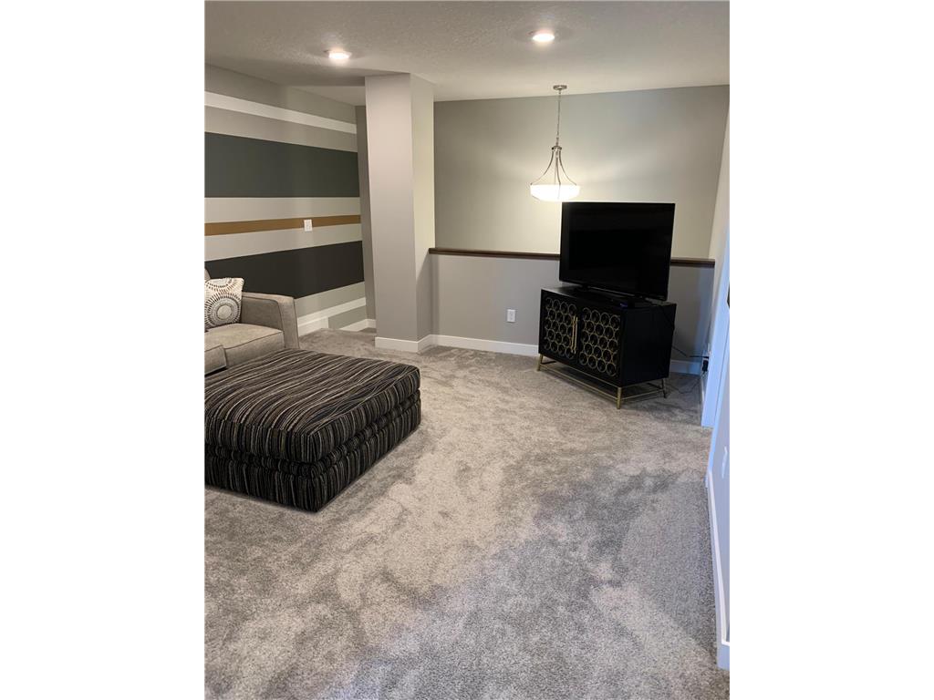 4825 Martingale Drive Woodbury MN 55129 7074566 image10