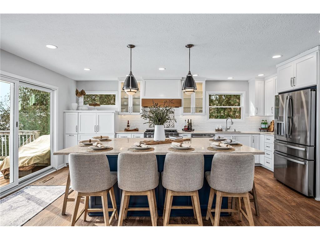 4825 Minneapolis Avenue Minnetrista MN 55364 - Lake Minnetonka 6660100 image1