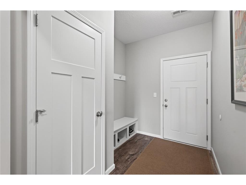 4827 Education Drive N Hugo MN 55038 7062265 image25