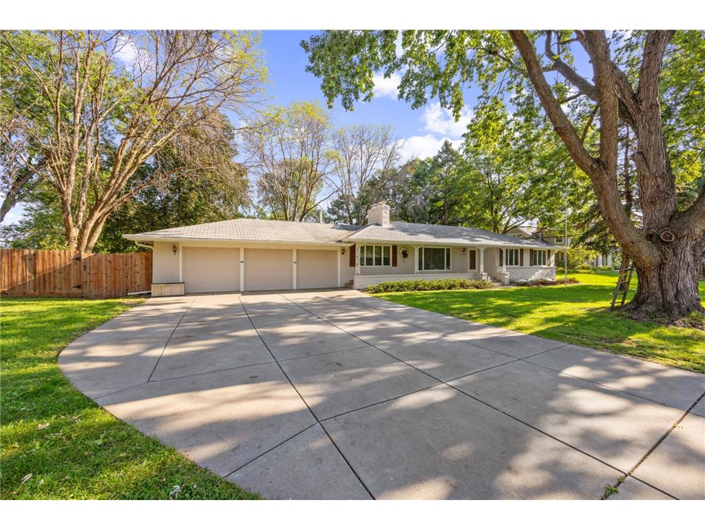 4828 Valley View Road Edina MN 55424 6791460 image2