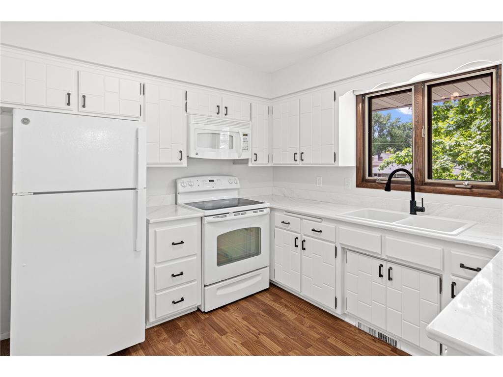 4829 Boone Circle N New Hope MN 55428 7079058 image3