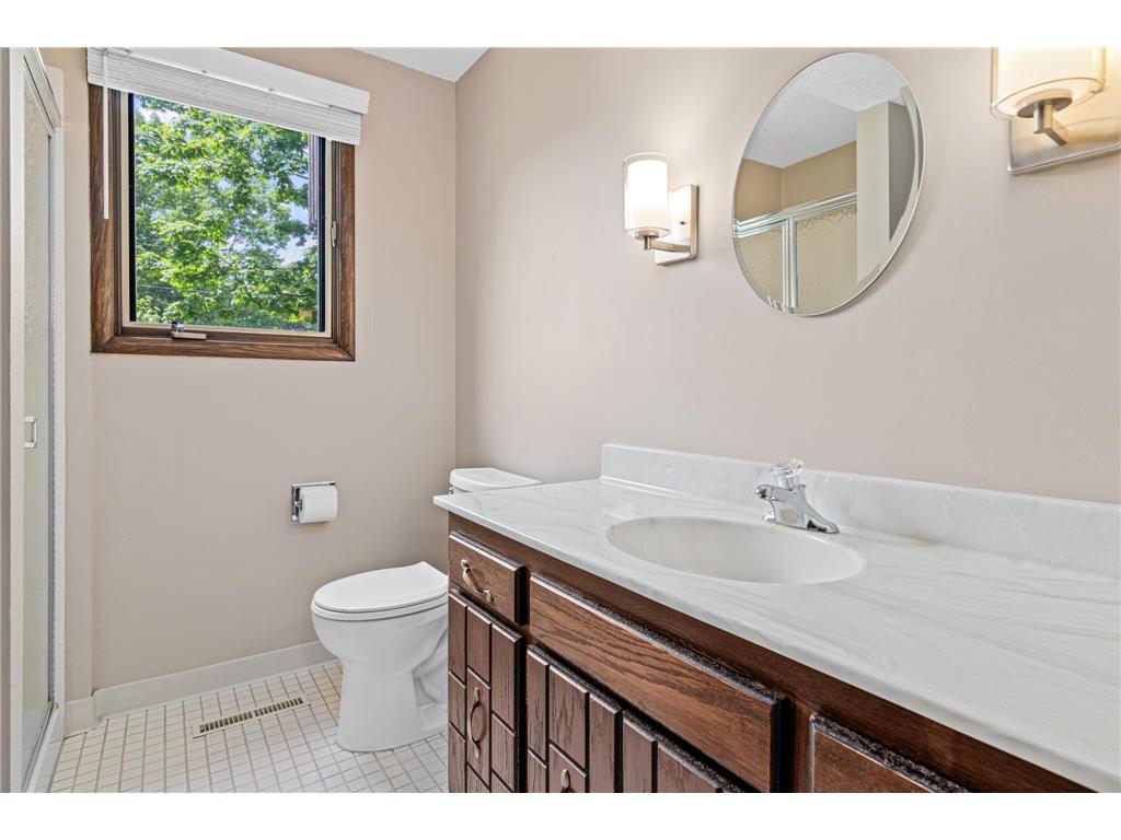 4829 Boone Circle N New Hope MN 55428 7079058 image9