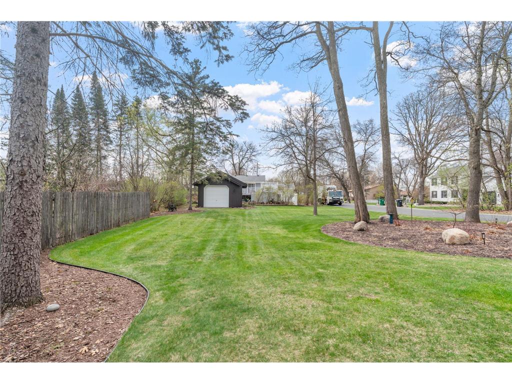 4830 Lakeview Drive Shoreview MN 55126 6820502 image28