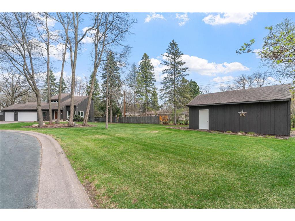 4830 Lakeview Drive Shoreview MN 55126 6820502 image30