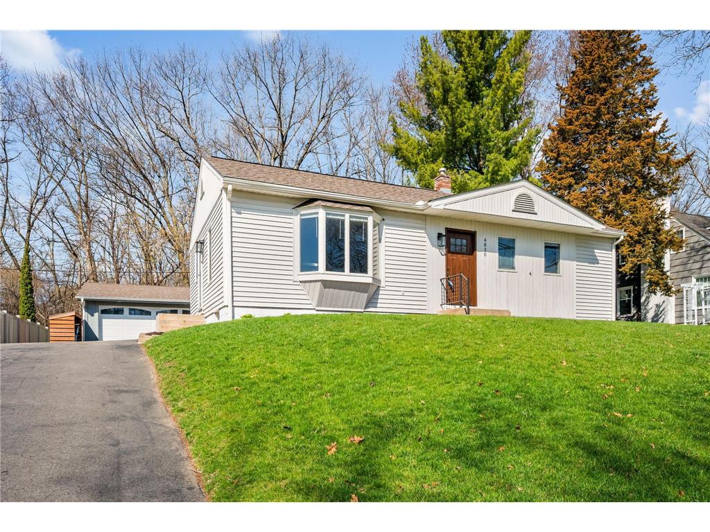 4830 West Lane Minnetonka MN 55345 7054239 image1