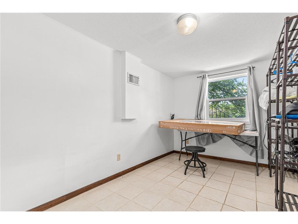 4831 Washington Street NE Columbia Heights MN 55421 7107273 image14