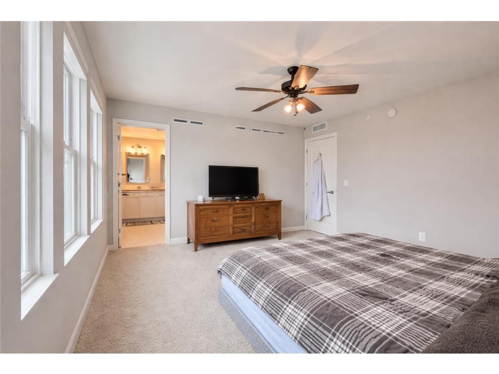 4832 Avery Court Eagan MN 55123 7018027 image10