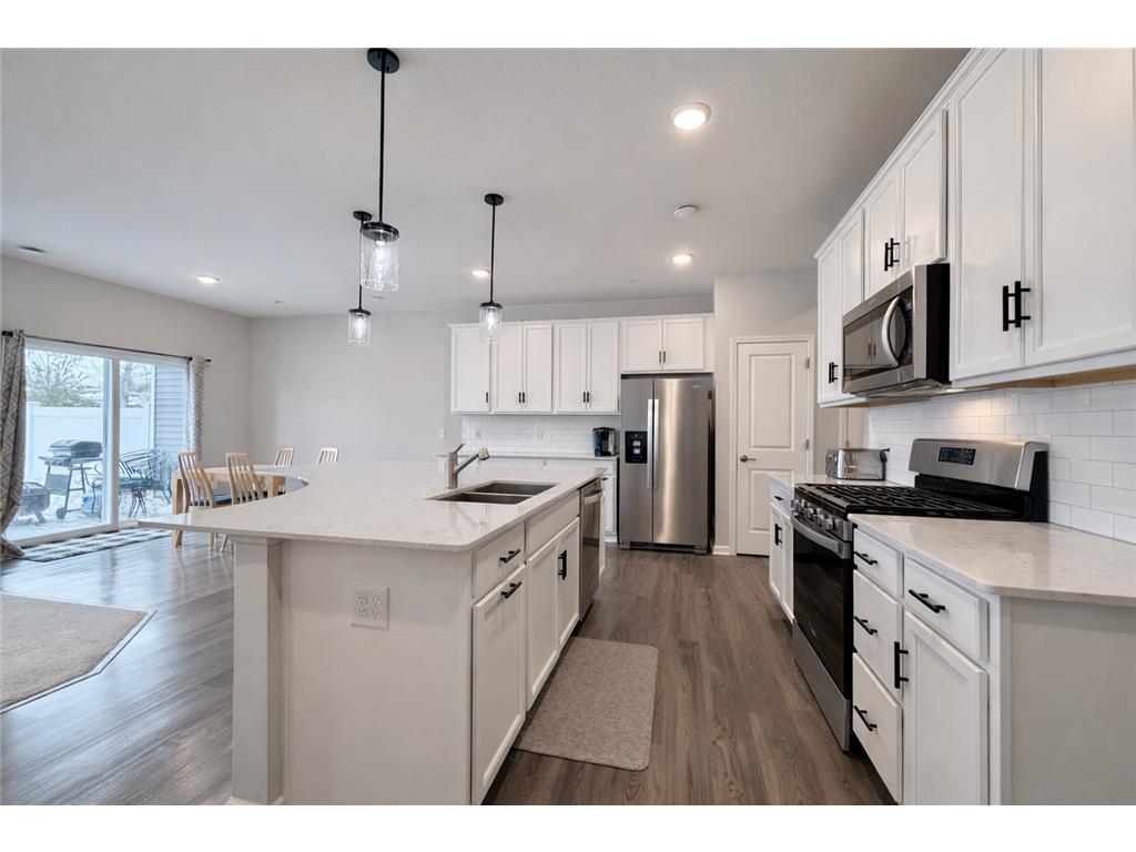 4832 Avery Court Eagan MN 55123 7018027 image4