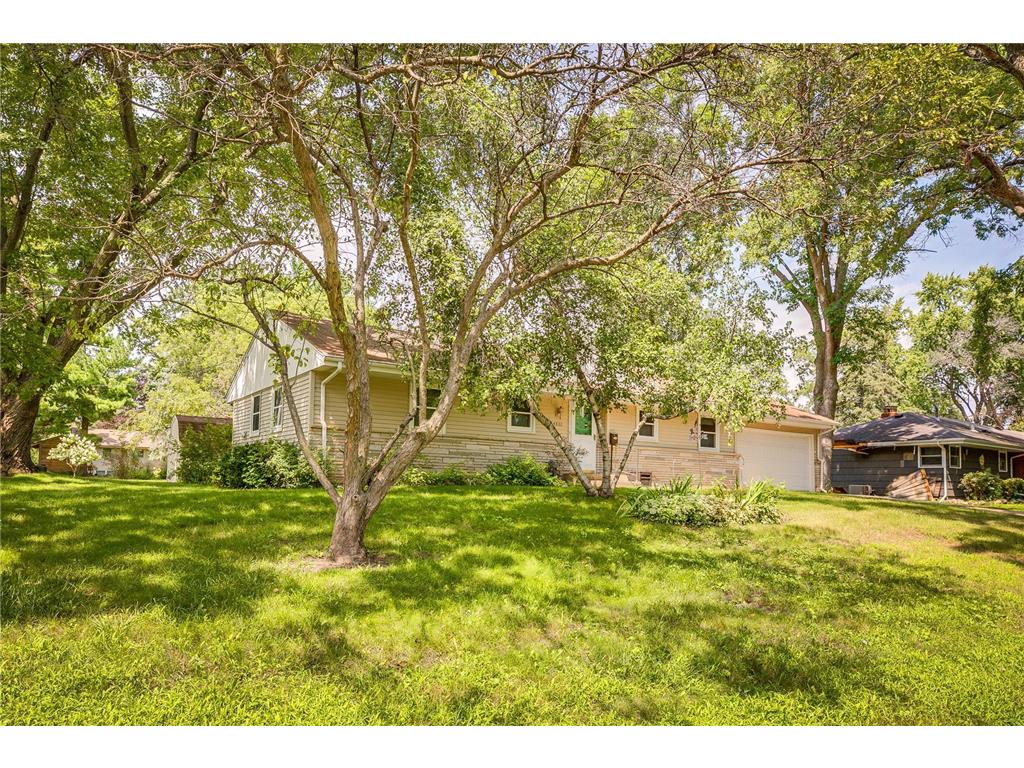 4832 Diane Drive Minnetonka MN 55343 6580557 image1