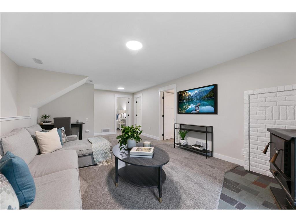 4835 Drake Street Maple Plain MN 55359 7024959 image20