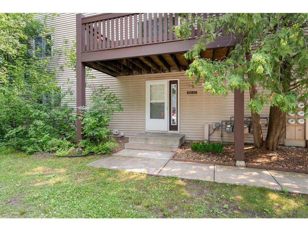 4836 Grenwich Trail N Oakdale MN 55128 7090616 image1
