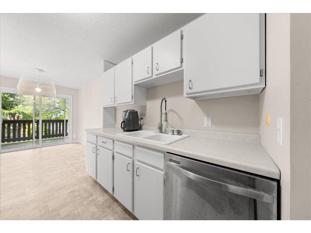 4836 Grenwich Trail N Oakdale MN 55128 7090616 image12