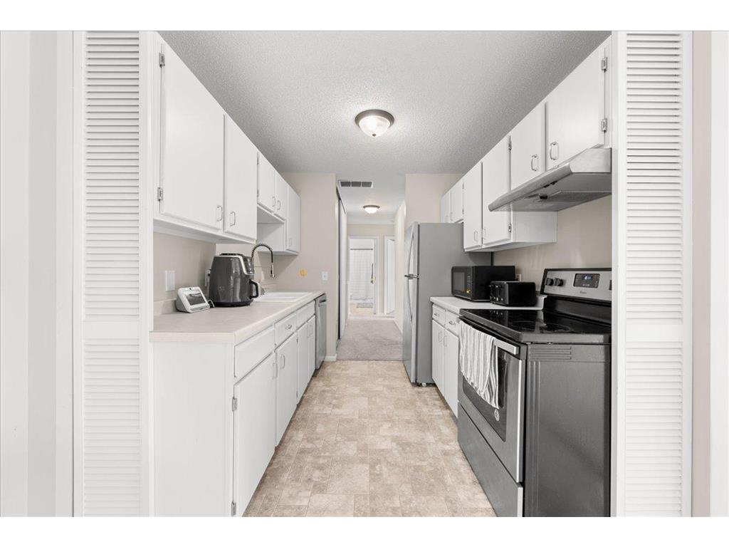 4836 Grenwich Trail N Oakdale MN 55128 7090616 image13