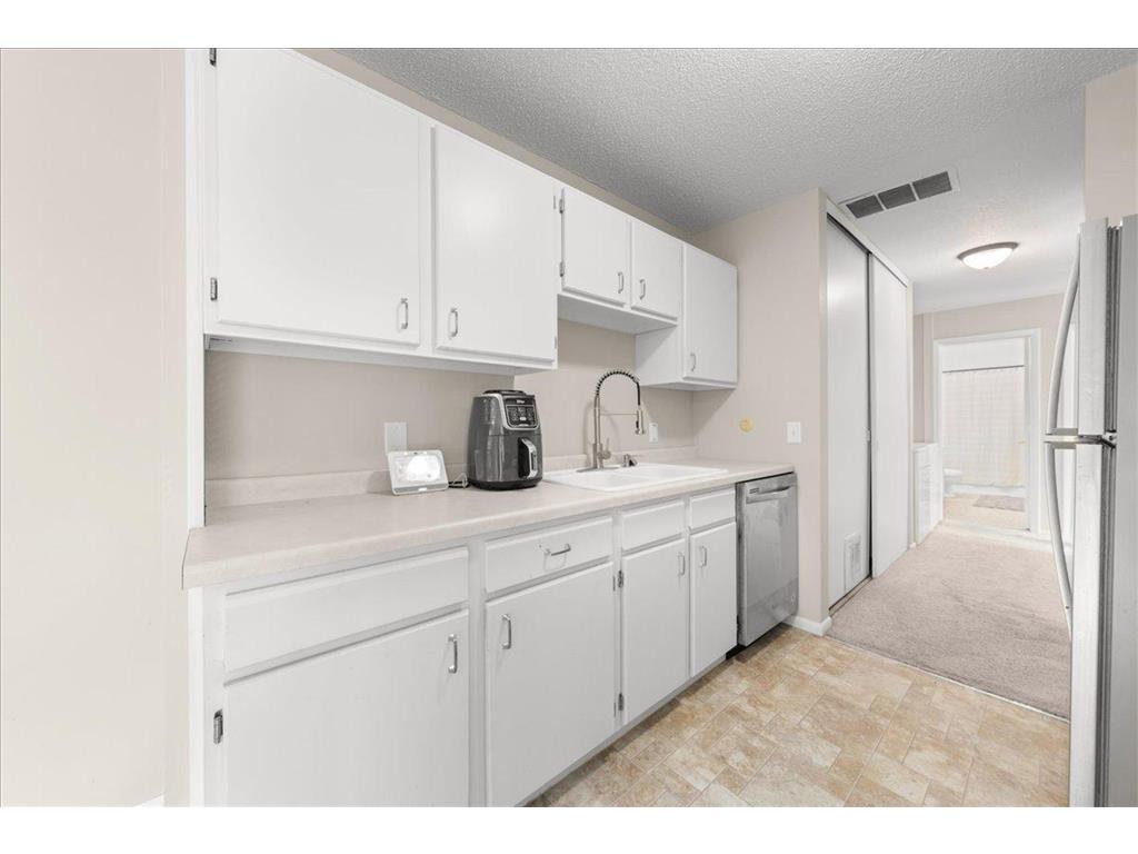 4836 Grenwich Trail N Oakdale MN 55128 7090616 image15