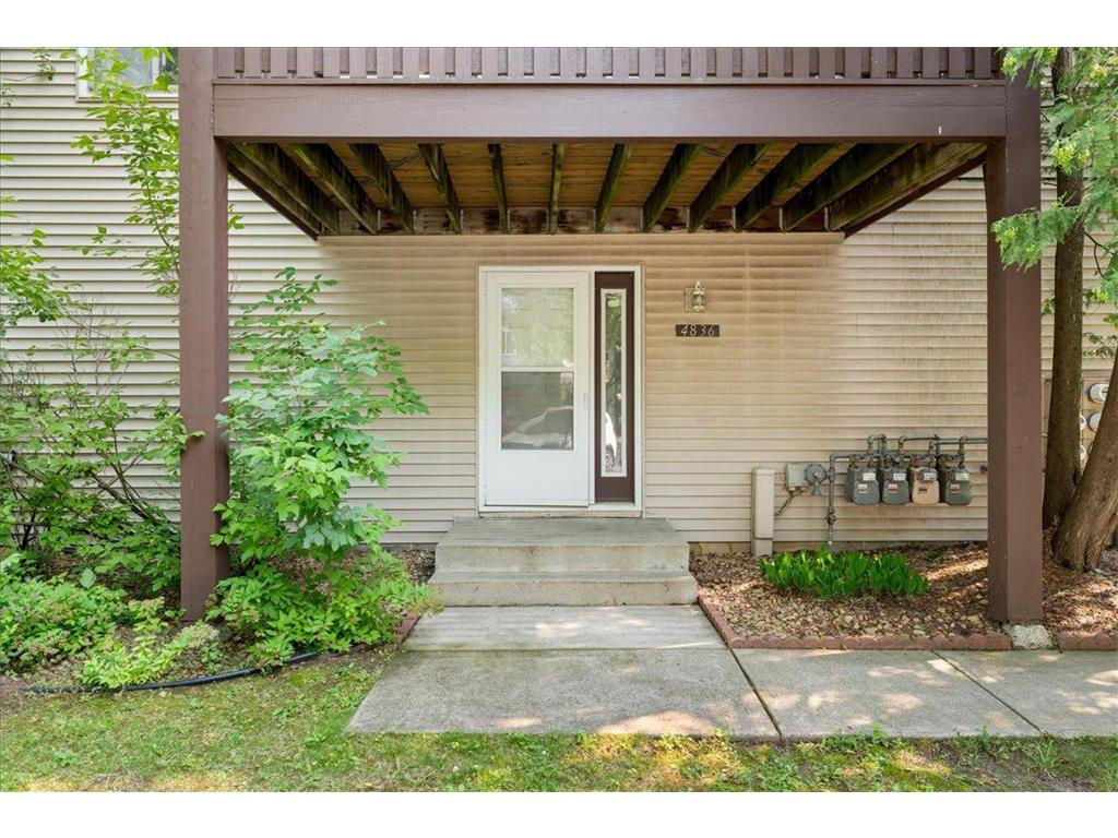 4836 Grenwich Trail N Oakdale MN 55128 7090616 image2