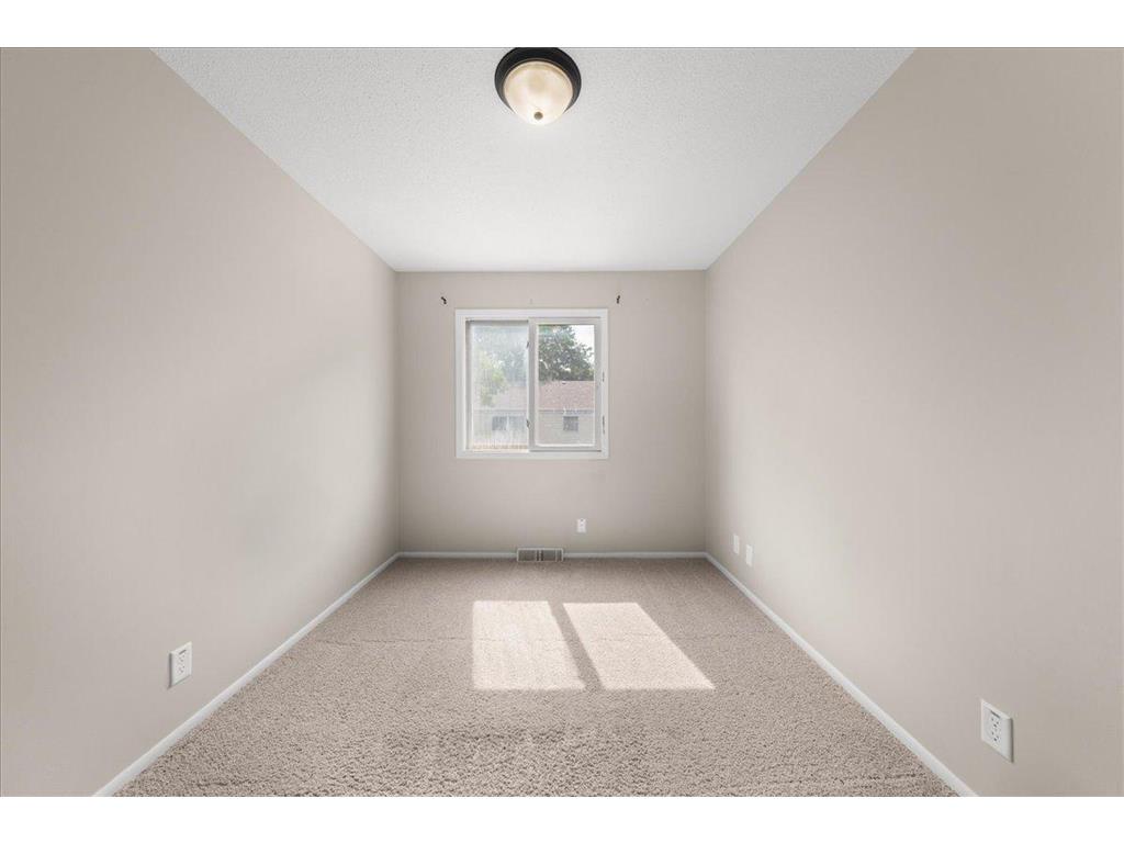 4836 Grenwich Trail N Oakdale MN 55128 7090616 image20