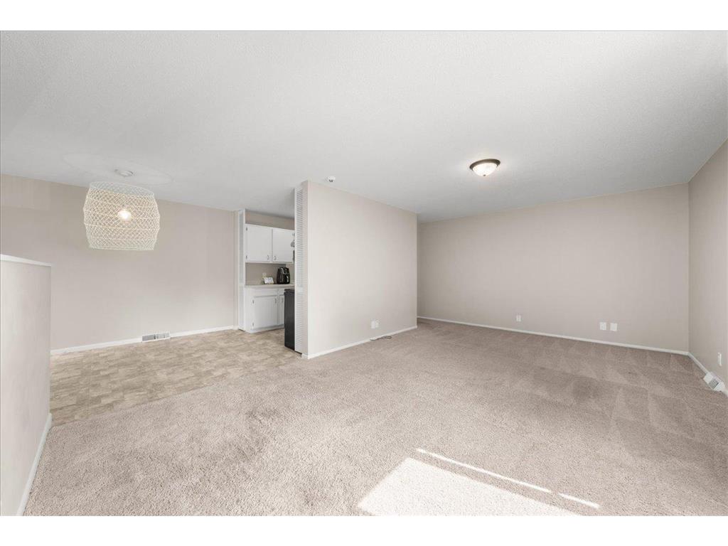 4836 Grenwich Trail N Oakdale MN 55128 7090616 image4