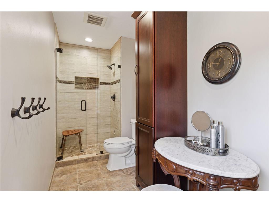 4838 Crown Lane Woodbury MN 55129 7044788 image33