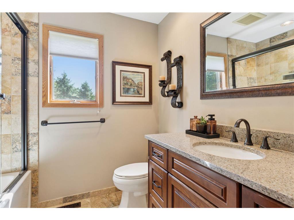 4838 Crown Lane Woodbury MN 55129 7044788 image36