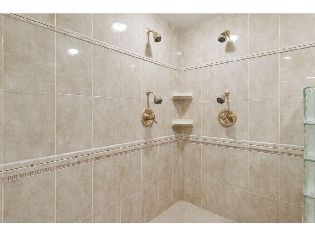 4838 Crown Lane Woodbury MN 55129 7044788 image52