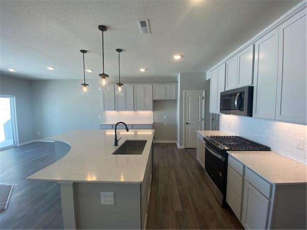 4839 AirLake Drive Woodbury MN 55129 6336433 image1