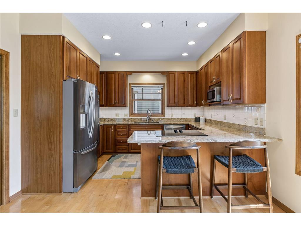 484 Laurel Avenue Saint Paul MN 55102 7087904 image13
