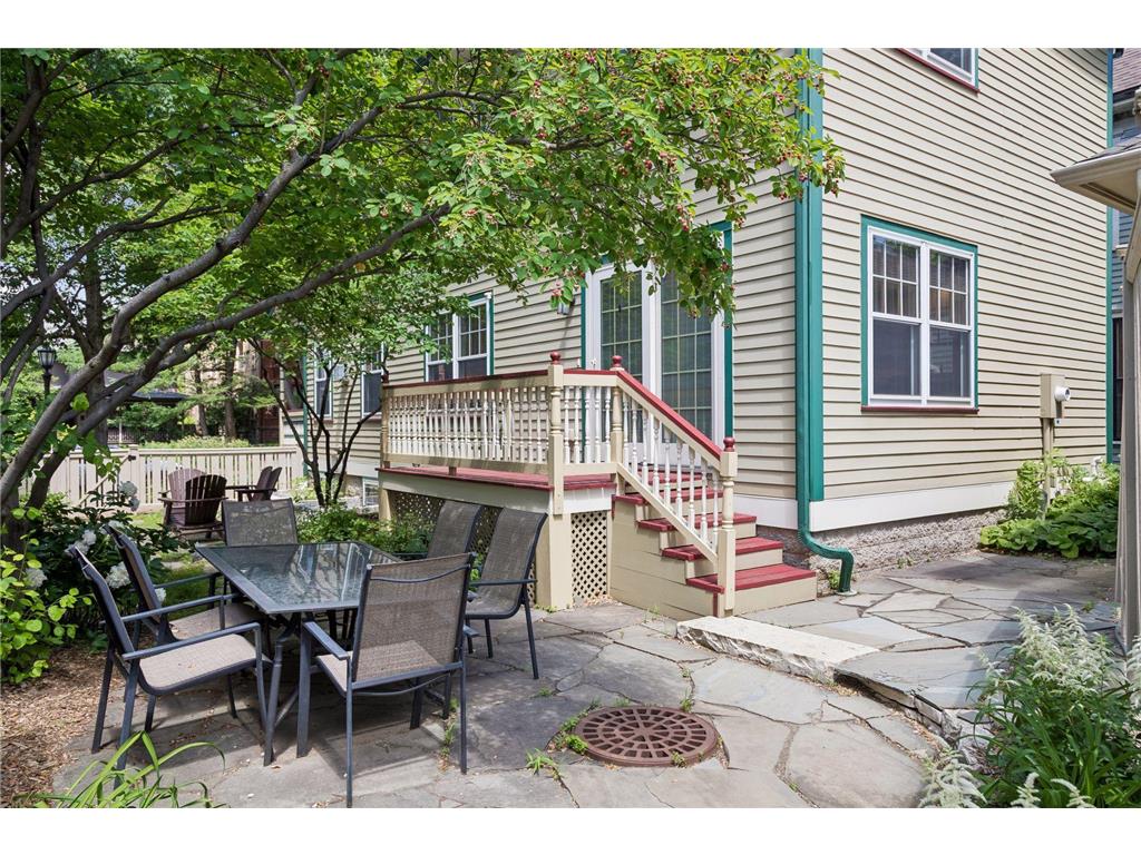 484 Laurel Avenue Saint Paul MN 55102 7087904 image40