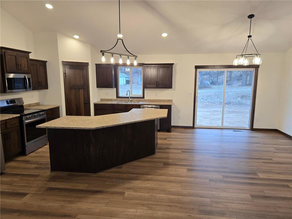 4840 Maple Street Rockford MN 55373 7003882 image4