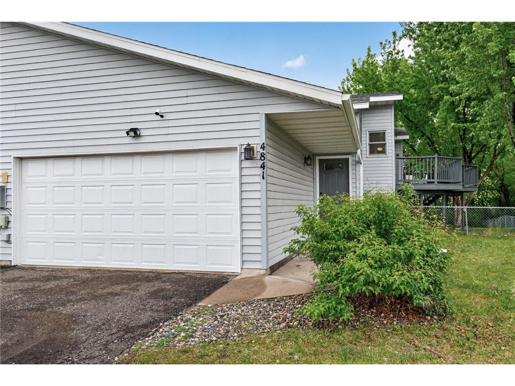 4841 Helena Road N Oakdale MN 55128 7076588 image2