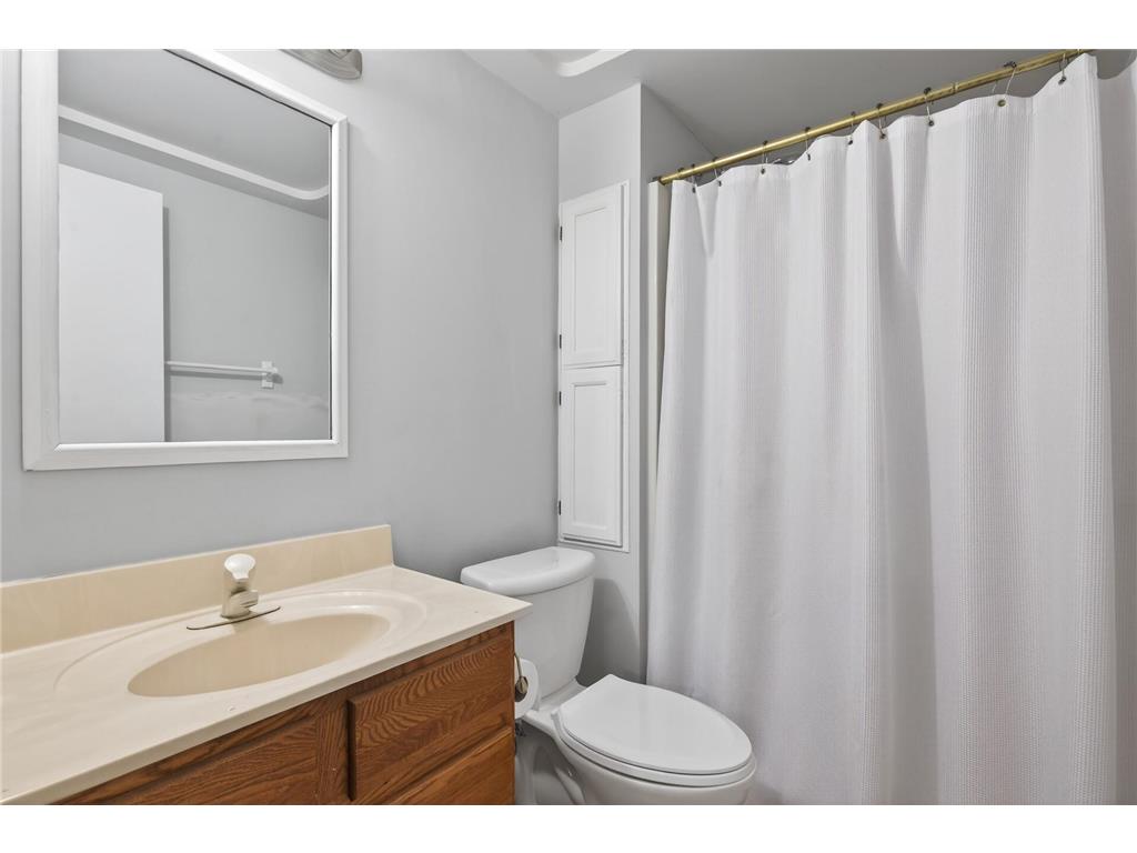 4841 Helena Road N Oakdale MN 55128 7076588 image24