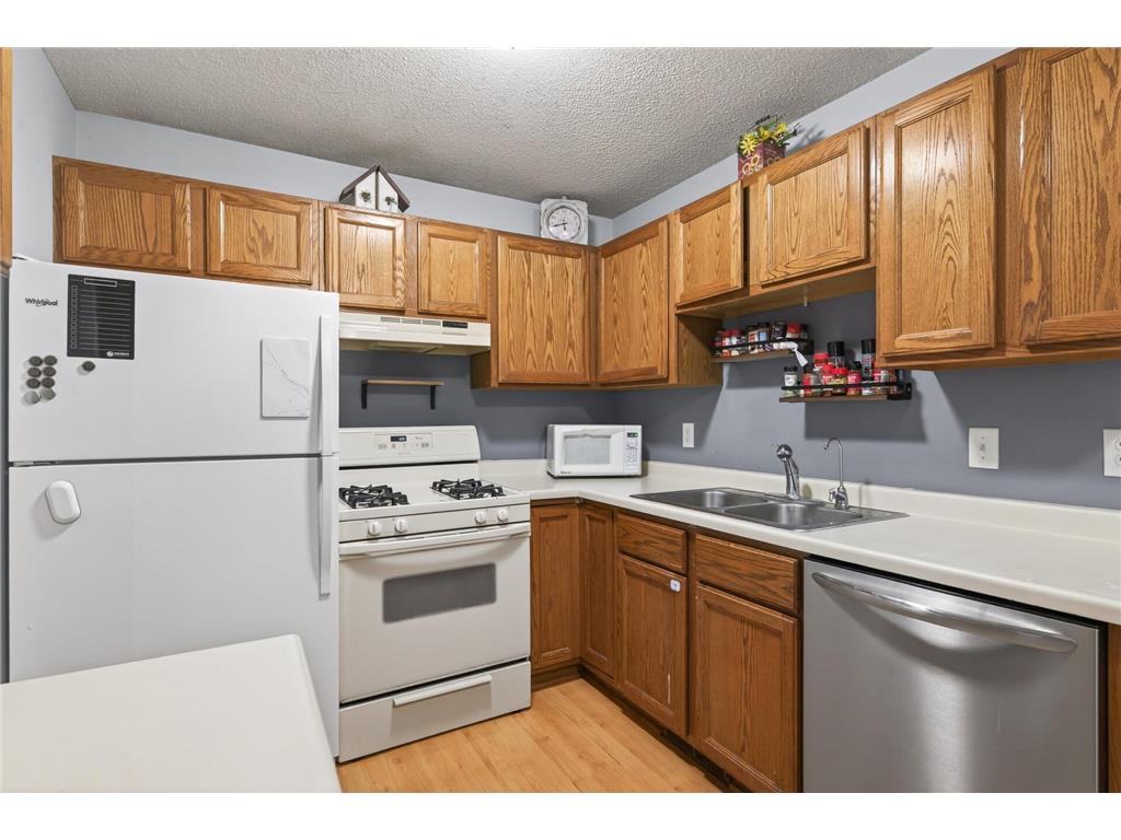 4841 Helena Road N Oakdale MN 55128 7076588 image8