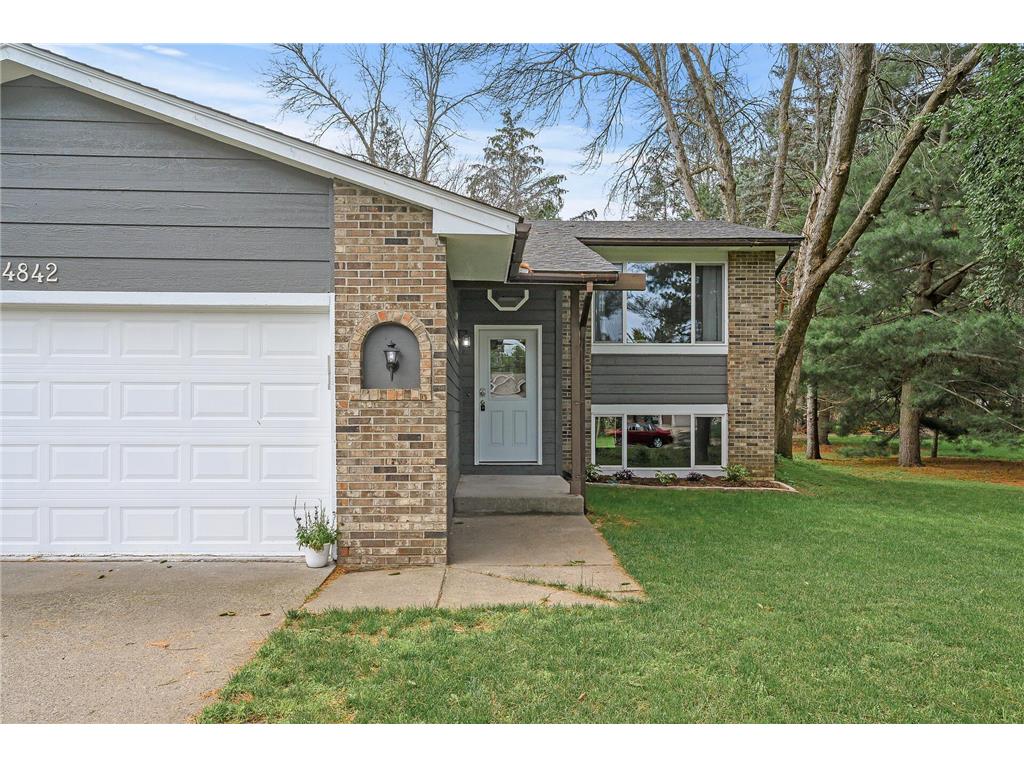 4842 106th Avenue NE Blaine MN 55014 6546078 image1