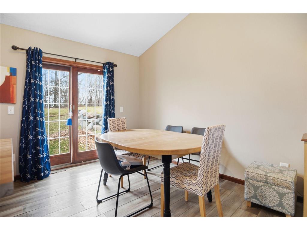 4843 Hamlet Avenue N Oakdale MN 55128 7042111 image16
