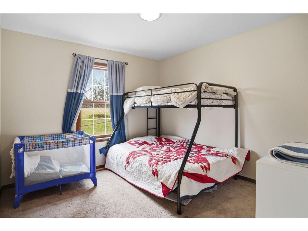 4843 Hamlet Avenue N Oakdale MN 55128 7042111 image24