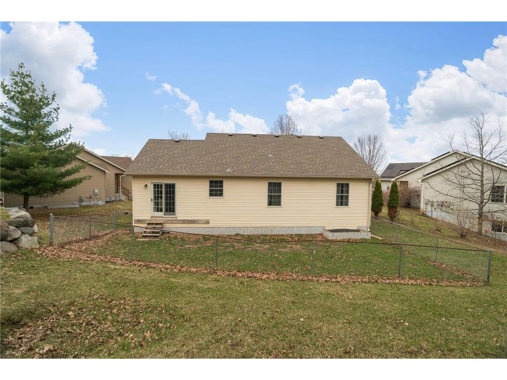 4843 Hamlet Avenue N Oakdale MN 55128 7042111 image28