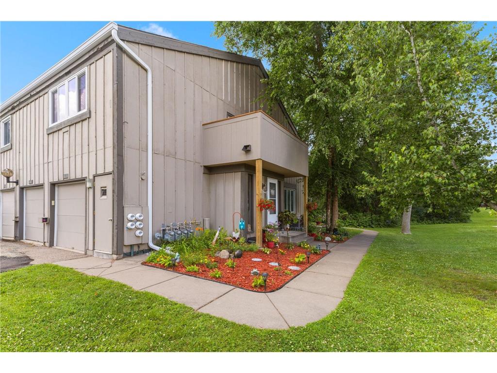 4844 Grenwich Way N Oakdale MN 55128 6761235 image1