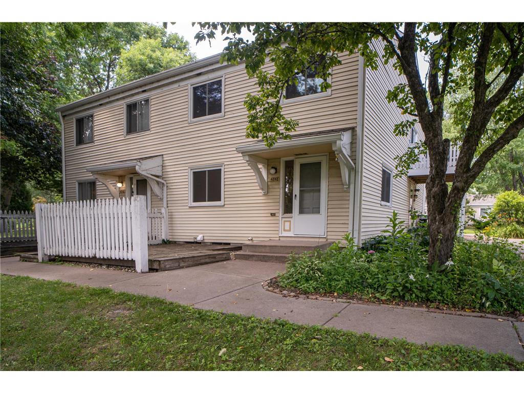 4848 Grenwich Trail N Oakdale MN 55128 6772687 image1