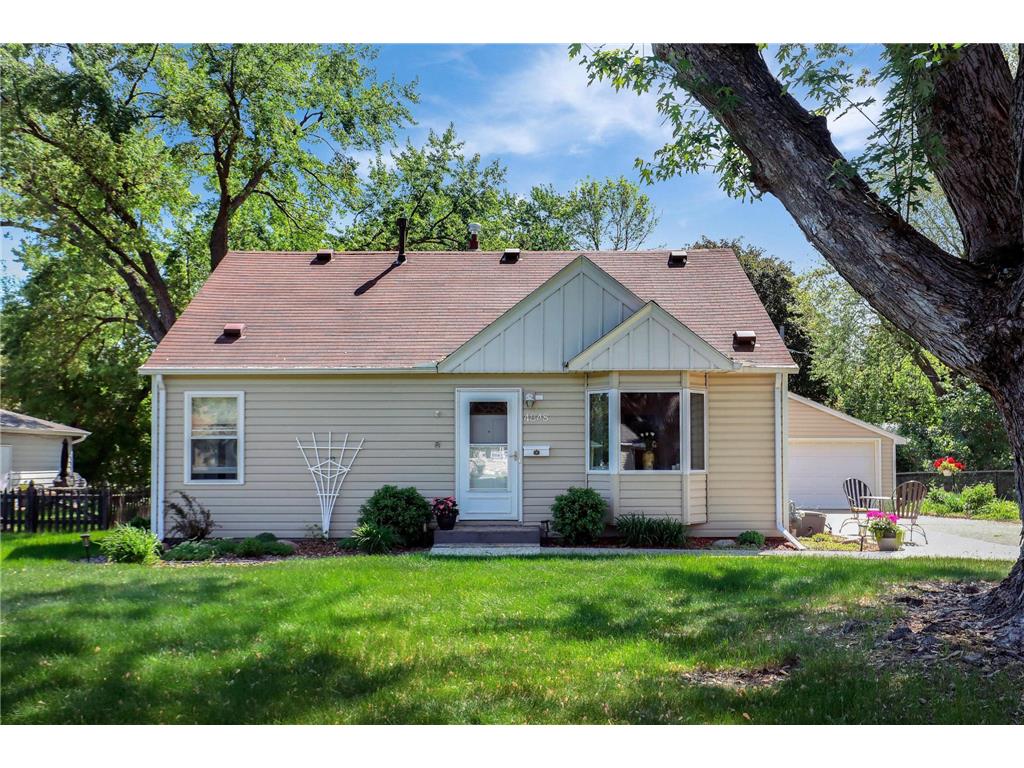 4848 Hampshire Avenue N, Crystal, MN 55428 MLS 6360417 Edina Realty