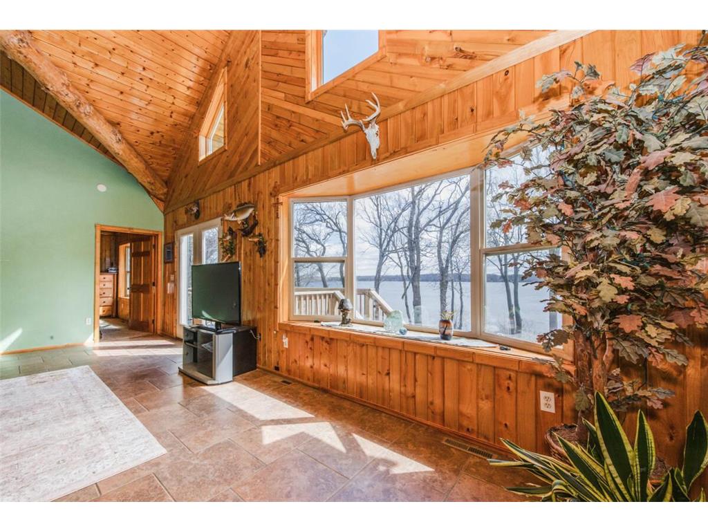 48484 Flicker Lane Ottertail MN 56571 - West Leaf 7058509 image25