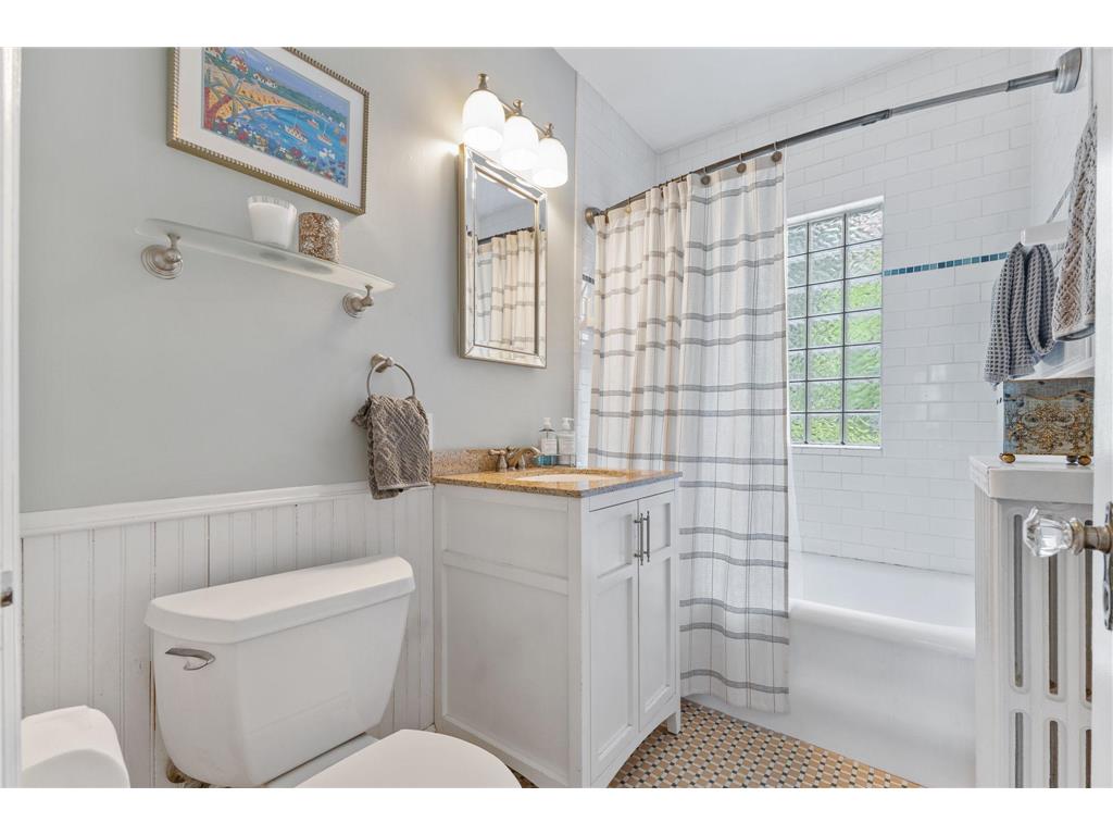 4849 Portland Avenue Minneapolis MN 55417 6743491 image13