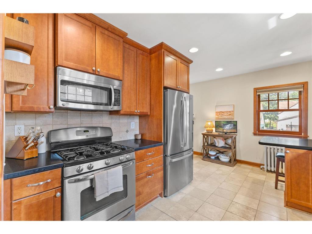 4849 Portland Avenue Minneapolis MN 55417 6743491 image16