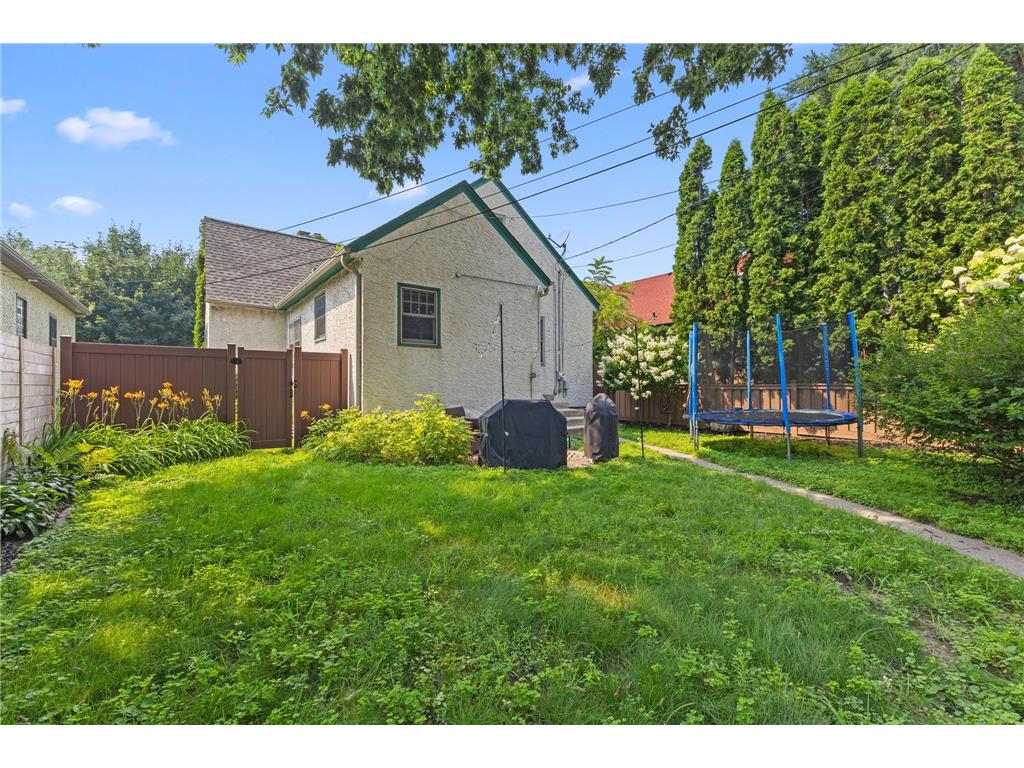 4849 Portland Avenue Minneapolis MN 55417 6743491 image27