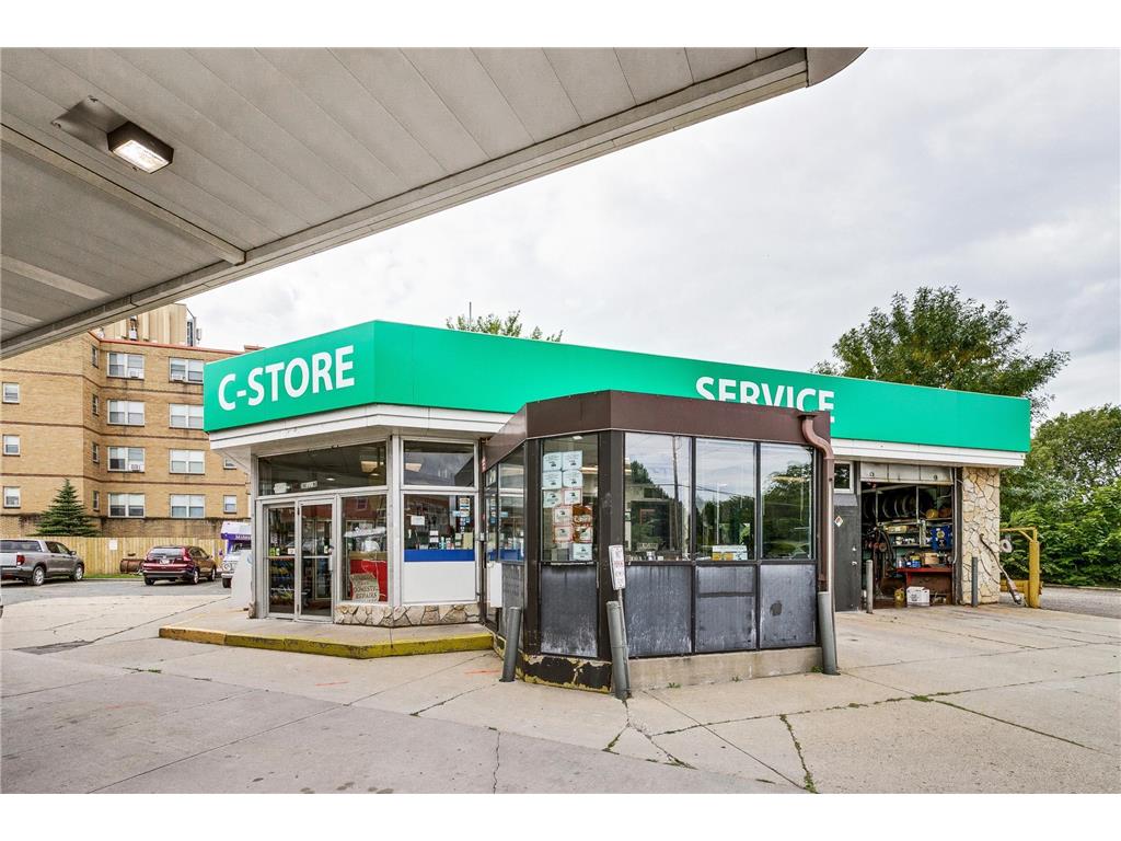 485 Snelling Avenue S Saint Paul MN 55116 6784982 image6