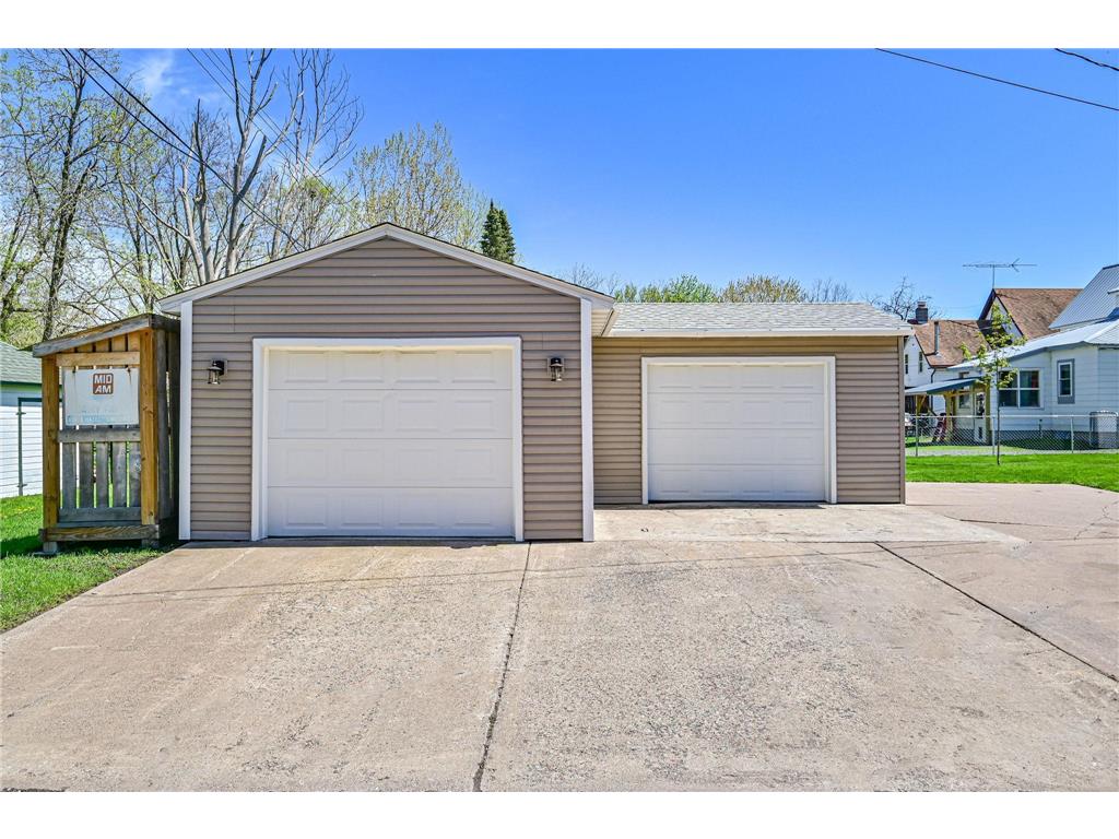 485 W 3rd Street, Rush City, MN, 55069 MLS 6531851 Edina Realty