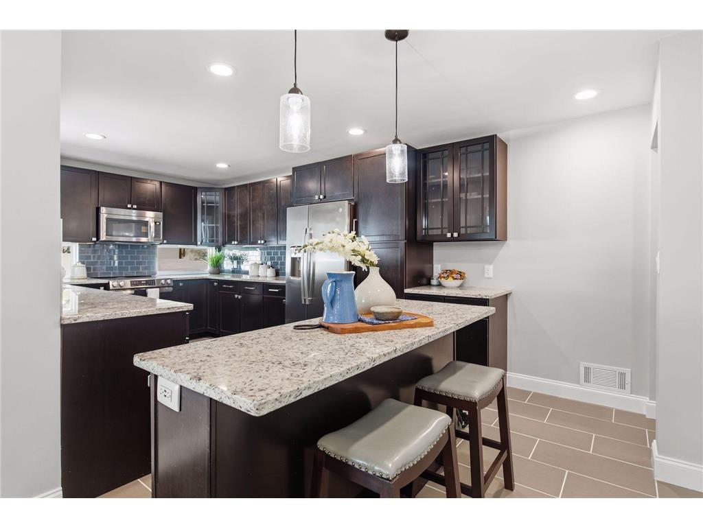 4850 W 64th Street Edina MN 55435 7075827 image12