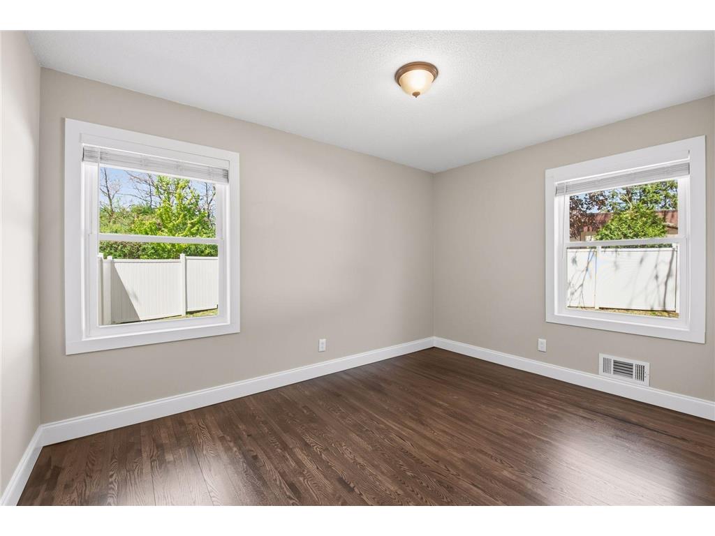 4850 W 64th Street Edina MN 55435 7075827 image17