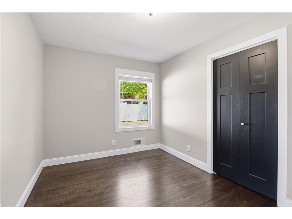 4850 W 64th Street Edina MN 55435 7075827 image18